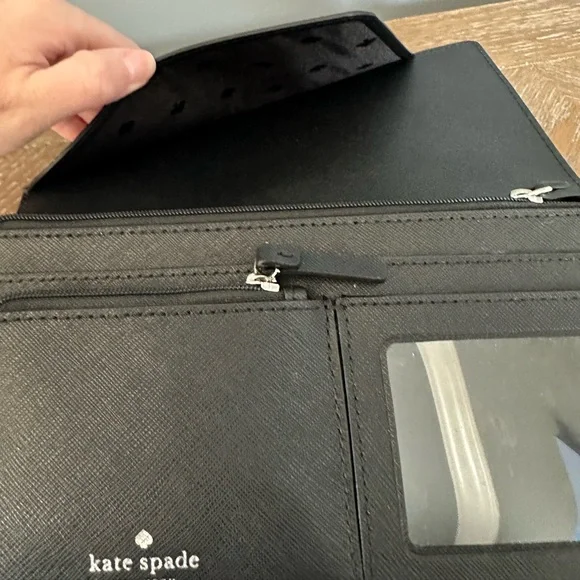 Large Kate spade wallet - Picture 2 of 6